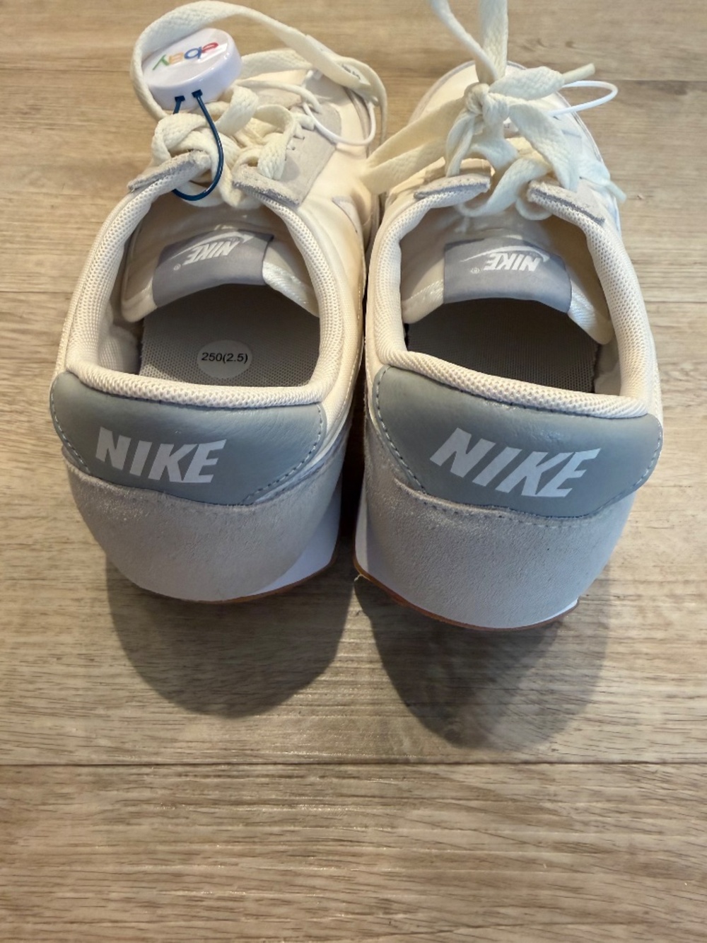 NWT Nike Women's Daybreak Shoes Cream and White Size 8 - Rare Find! - Picture 5 of 7